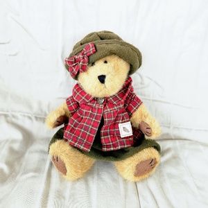 Boyds Bears Vintage Madeline Ann Woodsbeary Brown & Red Plaid "Best Dressed"